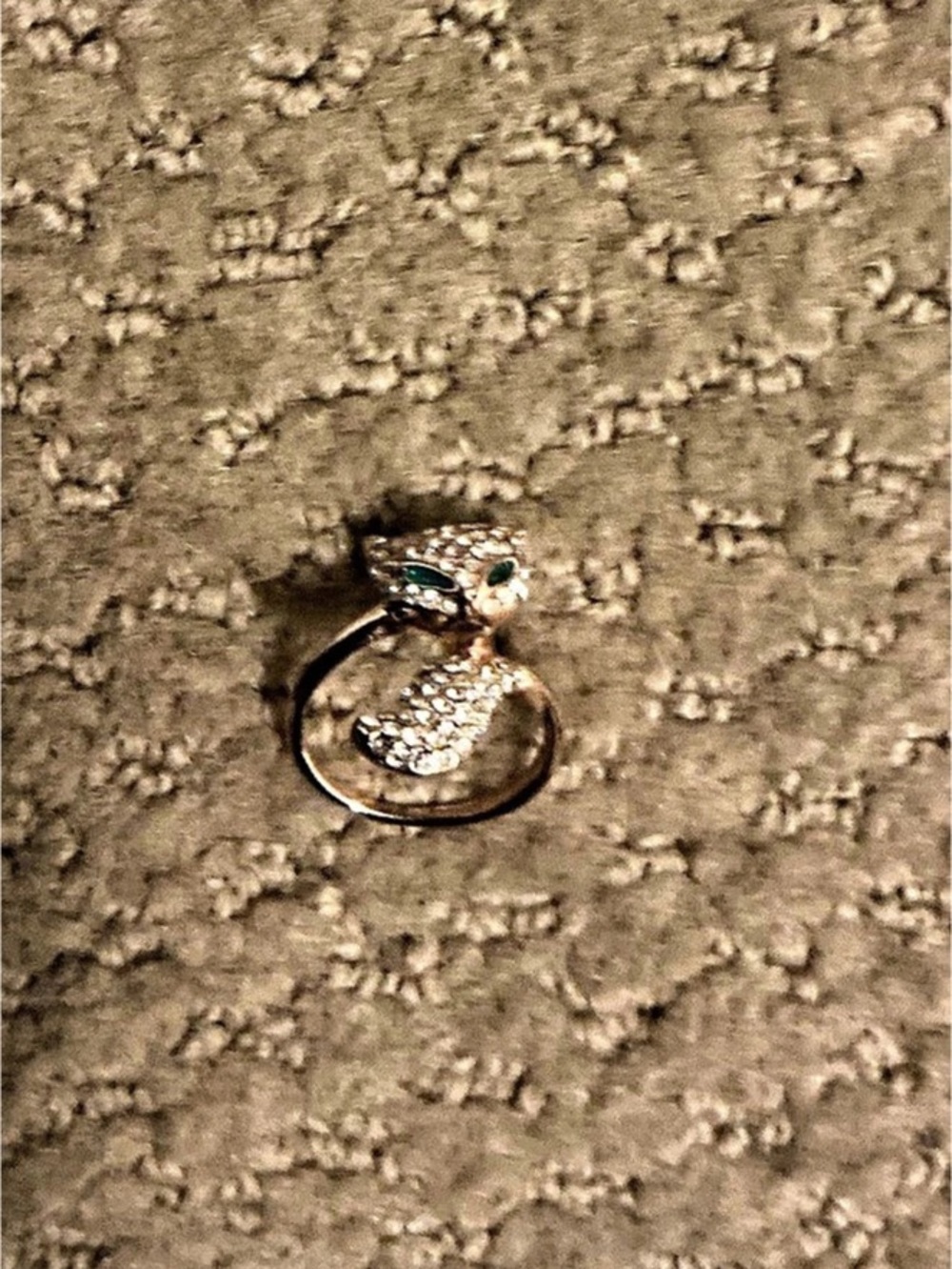 Costume Feline Stone Ring